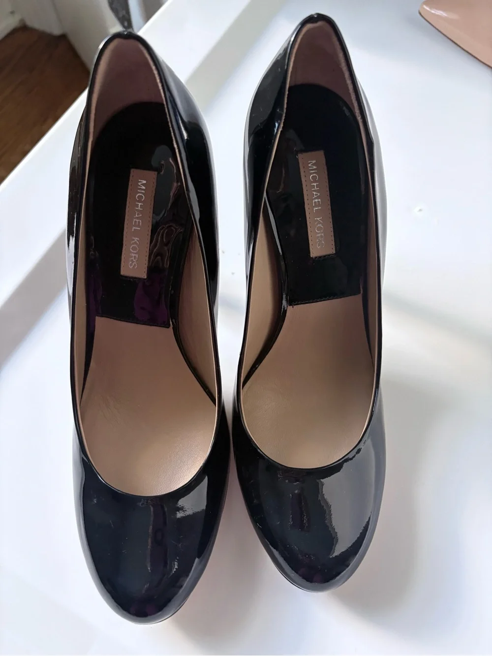 Michael Kors Black Patent Leather High Heel Pumps